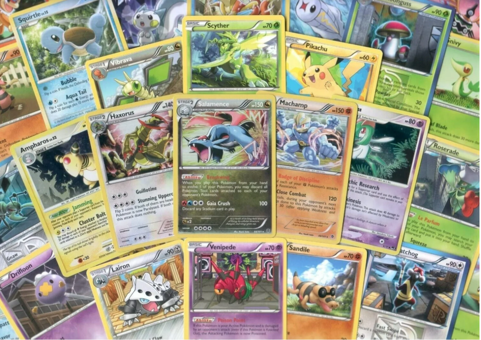 140 Assorted Pokemon Cards