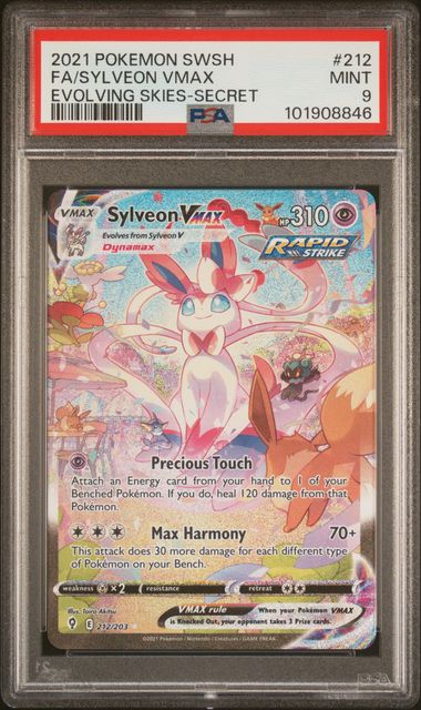 Sylveon VMAX 212/203 Evolving Skies - 2021 Pokemon - PSA 9